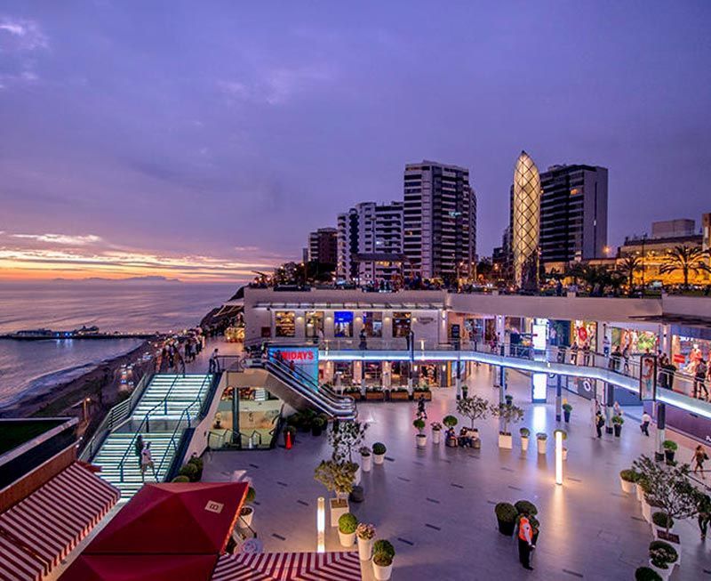 What to see and do in Miraflores District Lima,  Visit Larcomar