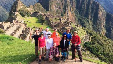 tour guides machu picchu by milky way