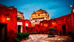 	Visita Guiada del Monasterio y Museo “Juanita” Detach