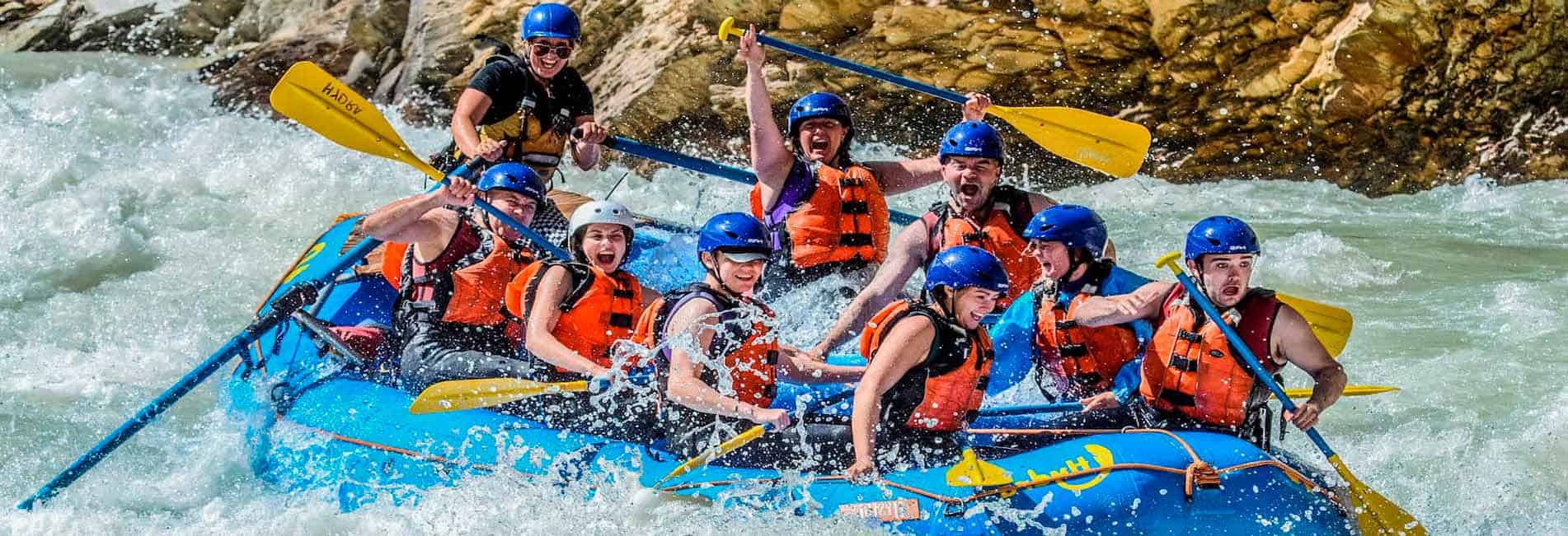 Canotaje + Tirolesa en Cusco, rafting