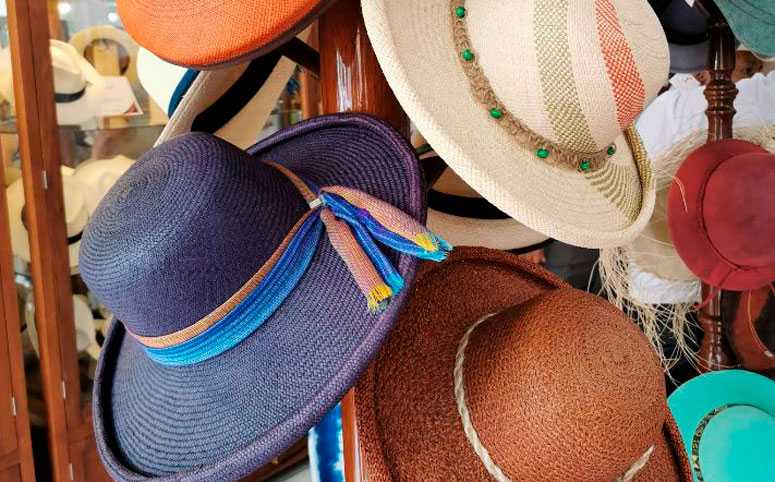 Free shopping tour: artesanía, historia y sabores en Quito colonial