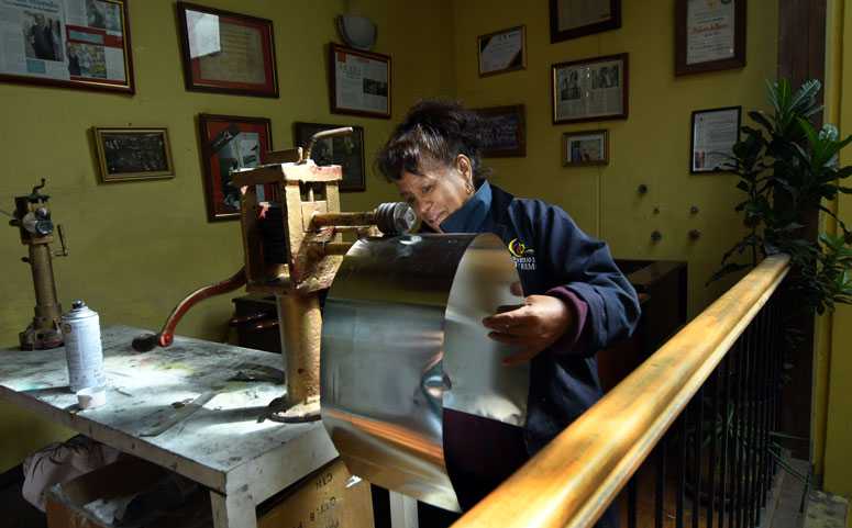 Free shopping tour: artesanía, historia y sabores en Quito colonial