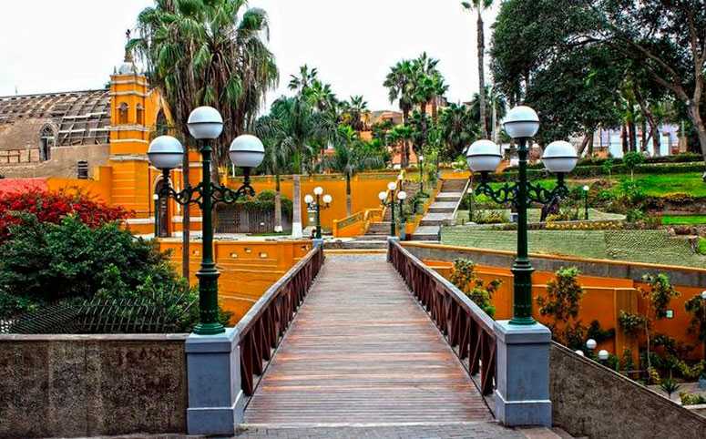 Free tour ¡Gratis! por Barranco bohemio