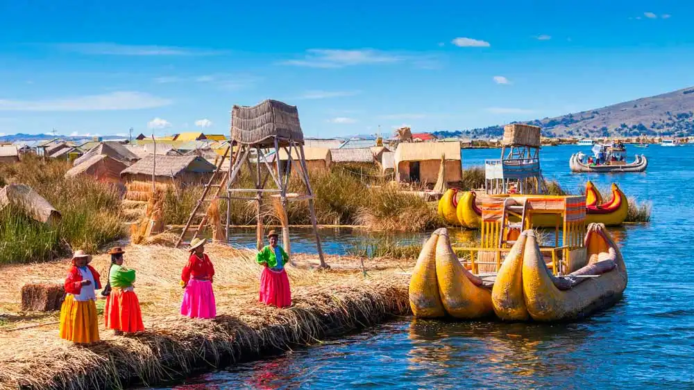 Tour a las islas Uros + Amantani y Taquile 2 dias - 1 noche