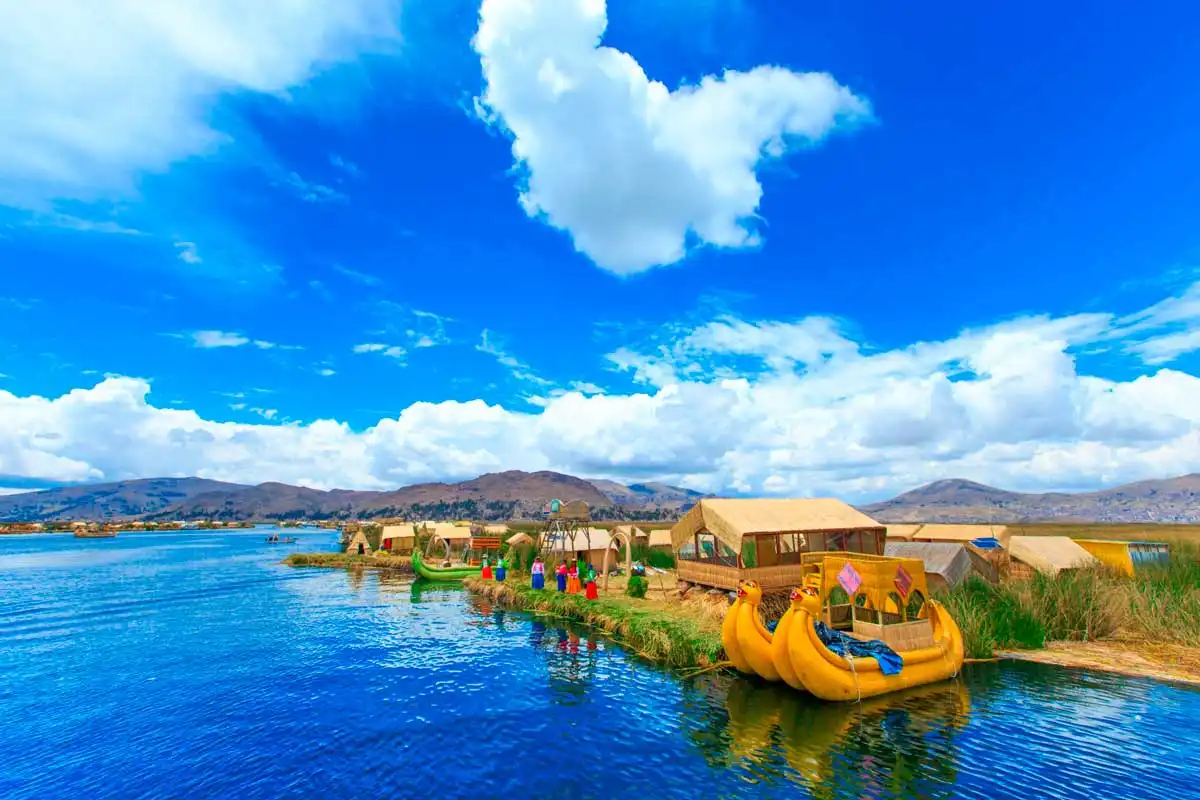Tour a las islas Uros + Amantani y Taquile 2 dias - 1 noche