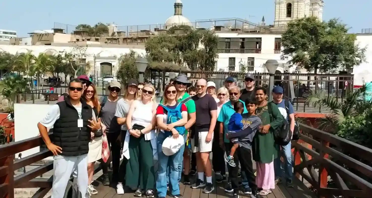 Free walking tour lima centro histórico