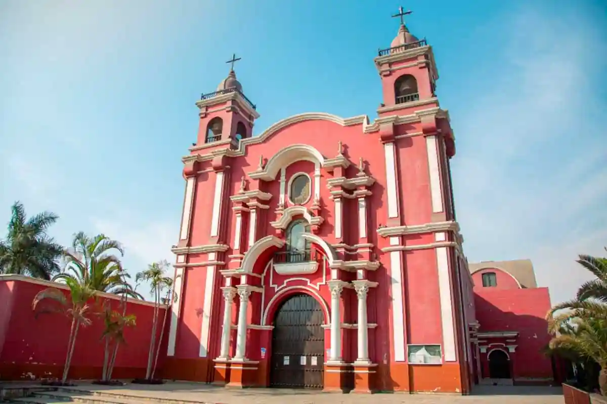 Tour de Santos y Devociones: El fervor católico
